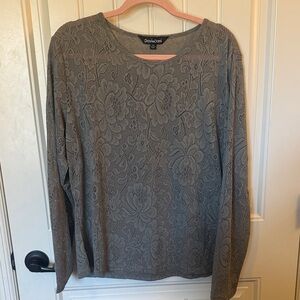 Davi & Dani Floral Lace Green Top